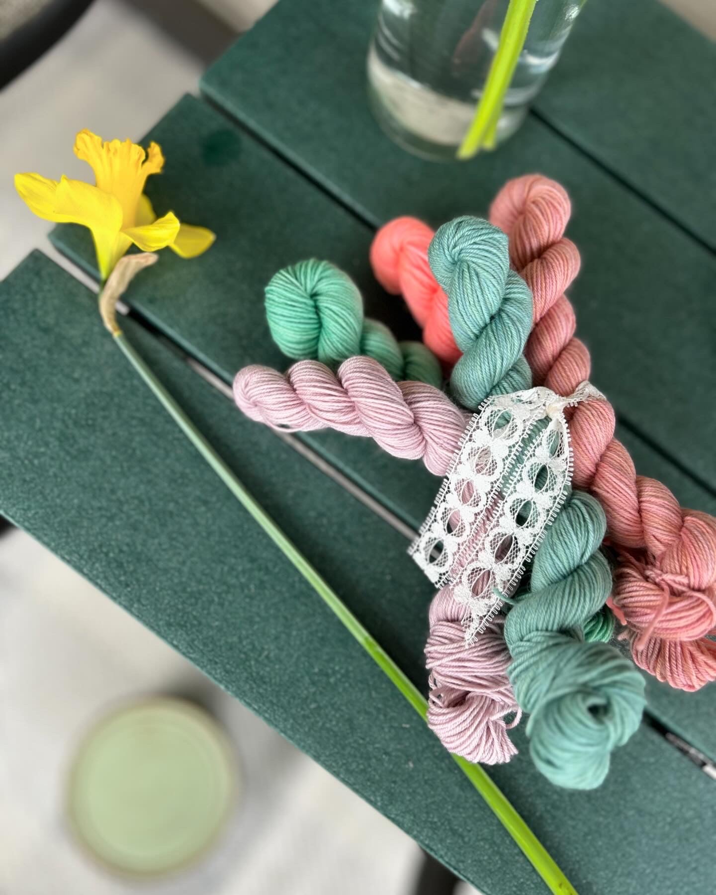 Hello, Spring! 5 Skein Mini Fade Set