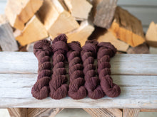 Load image into Gallery viewer, Amethyst Wild Bill All American Alpaca
