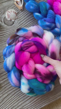 Load and play video in Gallery viewer, Spinning Sirens SW Merino Combed Top- 4 oz braid
