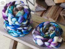 Load image into Gallery viewer, Wildflower and Barley SW Merino Combed Top- 4 oz braid
