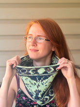 Load image into Gallery viewer, Luna Moth Cowl DK Weight Crochet Pattern
