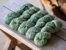 Load image into Gallery viewer, Pebble Bay Cardigan Kit
